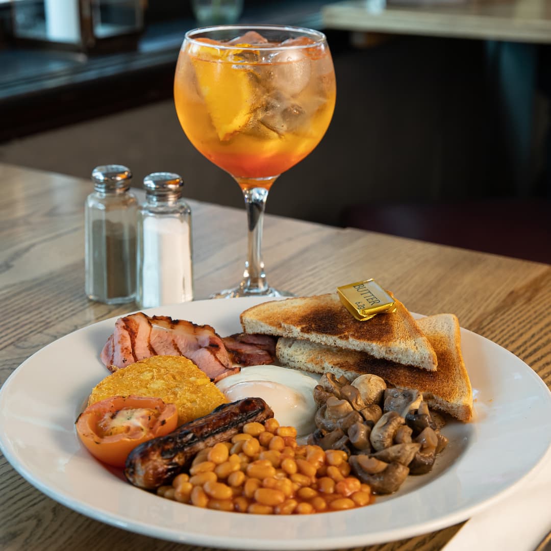bottomless-brunch-in-aylesbury-brunch-menu-the-feathers-aylesbury
